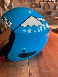 Casco Shred Mountains Design Light Blue