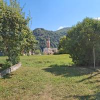 Terreno edificabile 1550 m² Villa o Bifamiliare