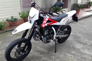 Husqvarna SM S 125 2011