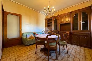 3 LOCALI A STRADELLA