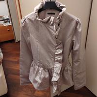 Trench elegante Marca: Sisley