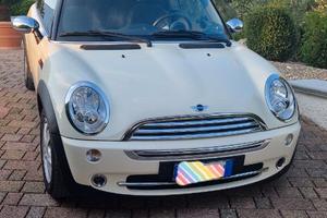 Mini One Cabrio Solo per amatori Cell. 388 3292877
