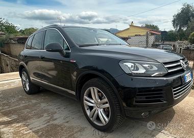 Touareg 3.0 v6 TD executive STRAFULL