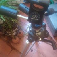 Grande Treppiedi MANFROTTO 075 con testa 029