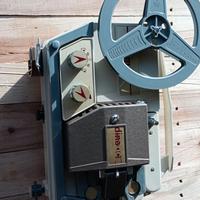Elmet Dinamatic proiettore vintage per pellicole