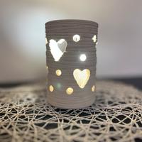 Lampada artigianale con incisione cuori