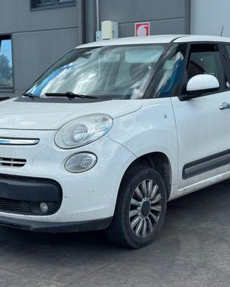 FIAT 500 L per ricambi usati 312A2000