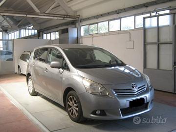 TOYOTA Verso 2.0 D Active 7 posti
