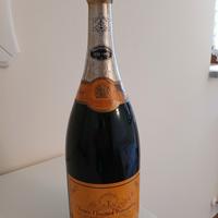 Champagne VEUVE CLICQUOT Magnum 