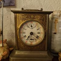 Orologio tedesco da tavolo quadrato