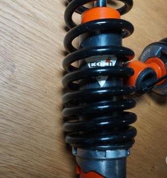 ammortizzatori koni per honda four 350
