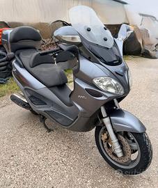 SCOOTER PIAGGIO X9