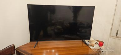 Televisore Samsung Smart 4K da 43 pollici, 