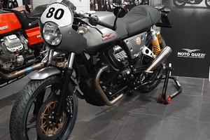 Moto Guzzi V7 Con KIT Racing GC (trofeo)
