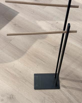 Piantana nera / legno
