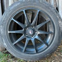 Quattro cerchi da18 con due gomme buone