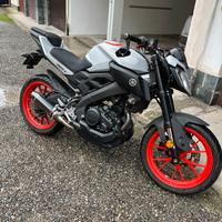 yamaha mt 125