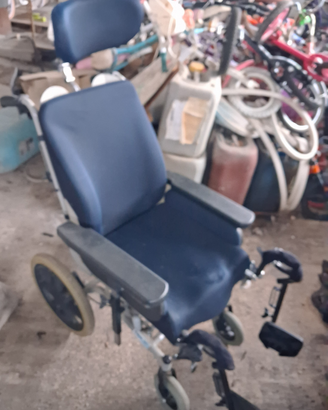 2 Sedie a rotelle reclinabili