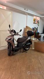 Suzuki sixteen 150 incidentato