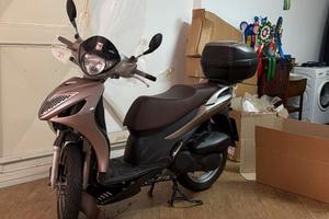 Suzuki sixteen 150 incidentato