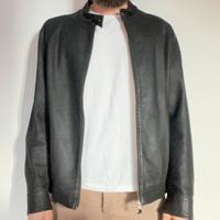 Bomber di pelle nero.