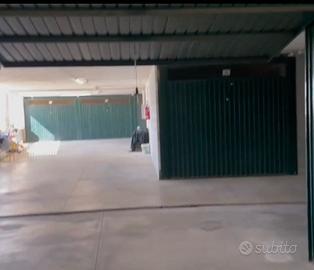 Box auto nel Marina di Rimini