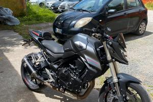 Honda Hornet 750 (A2)