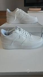 Nike Air Force 1 bianco taglia 42 nuove