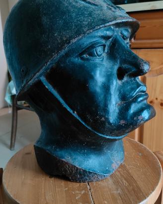 Busto Mussolini 