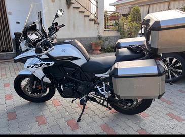 Valigie moto Givi Trekker Alaska + Staffe