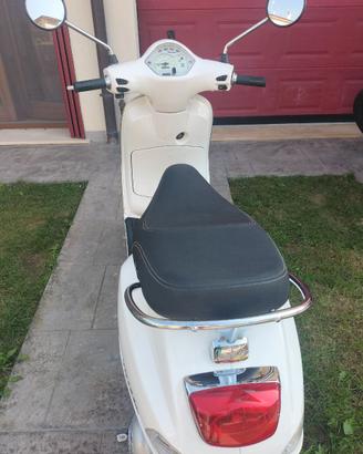 Vespa Piaggio 125 lx