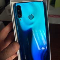 Huawei P30 lite pari al nuovo