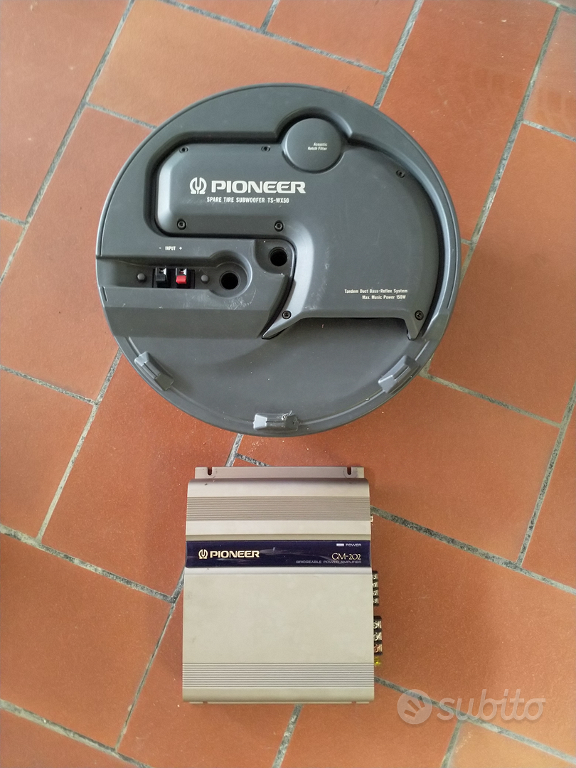 Amplificatore Pioneer + subwoofer ruota di scorta Accessori Auto In vendita a Treviso