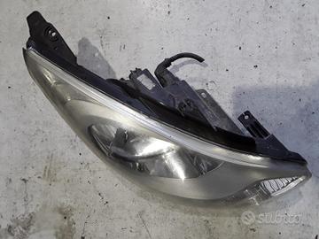 FARO ANTERIORE DESTRO HYUNDAI i10 2Â° Serie 92102-
