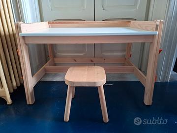 Tavolo per bambini IKEA Flisat con sgabello