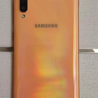 Samsung Galaxy A50 coral