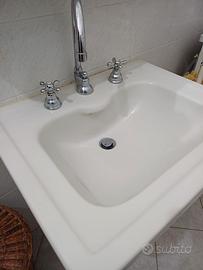 Lavabo stile inglese