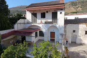 CASA INDIPENDENTE A SANTA MARIA A VICO