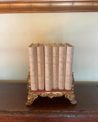 Set di libri antichi