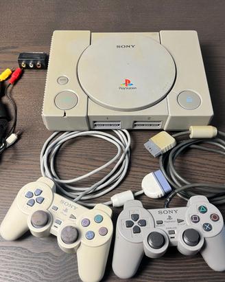 PS1 Fat con 2 controller e memory card