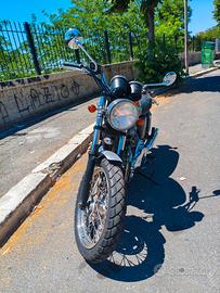 Triumph Bonneville T100