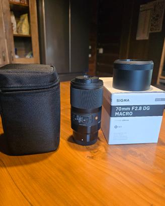 Sigma 70mm f/2.8 DG Macro Art Sony E-Mount