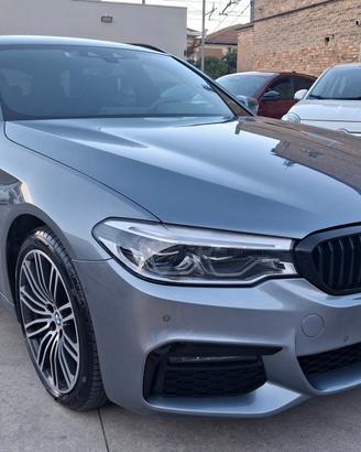 Bmw 530d Touring X-Drive M-Sport 
