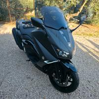 YAMAHA T-MAX 530