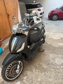 Beverly 300 police abs ars 2017