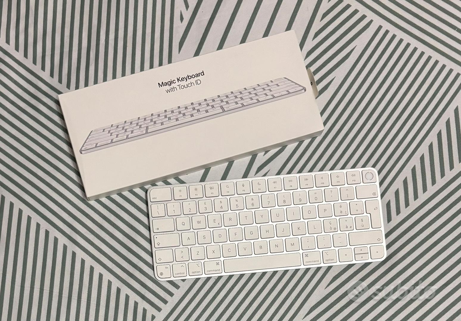 Apple Magic Keyboard con Touch ID - Informatica In vendita a Genova