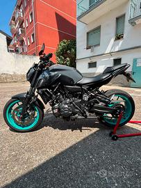 YAMAHA MT07 2023 A2