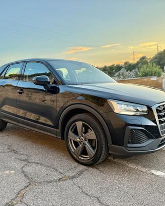 Audi Q2/2.0 QUATTRO 150 CV/CERCHI 18"/VIRTUAL/CAR