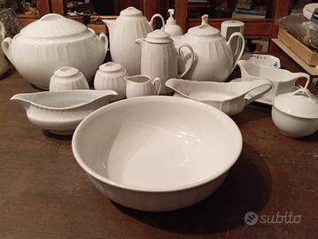 pezzi di ceramica teiera terrina porta zucchero 