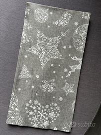 Stock tovaglie monouso 100*100